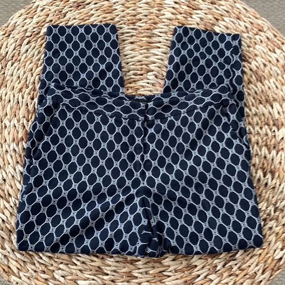 Talbots Geo Print Signature Fit Crop - Picture 3 of 11